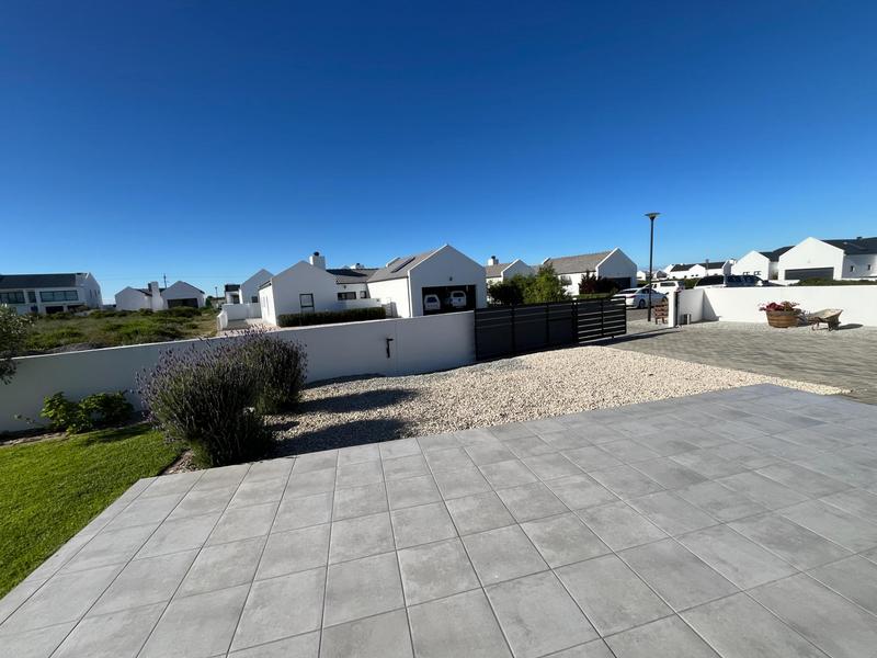 3 Bedroom Property for Sale in Laaiplek Western Cape